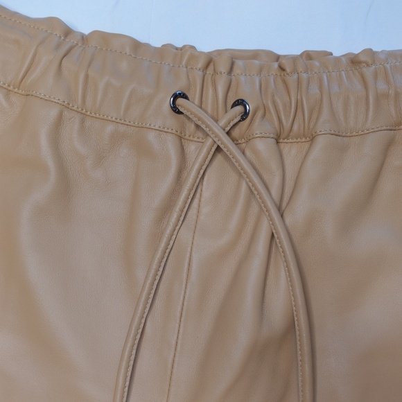 Lita By Ciara Lamb Leather wide leg Short Drawstring size Medium NWT MRSP $398 - Picture 6 of 12